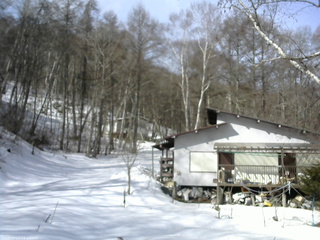 長野県菅平高原 ゆたか山荘 西側(坂上) 2026/02/27 09:45