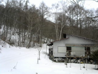 長野県菅平高原 ゆたか山荘 西側(坂上) 2026/02/27 15:15