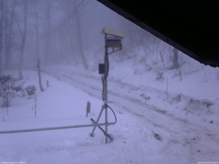 長野県菅平高原 ゆたか山荘 南側 2026/02/28 06:30