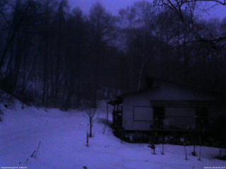 長野県菅平高原 ゆたか山荘 西側(坂上) 2026/02/28 06:00