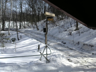 長野県菅平高原 ゆたか山荘 南側 2026/03/01 12:30
