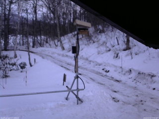 長野県菅平高原 ゆたか山荘 南側 2026/03/01 17:45