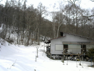 長野県菅平高原 ゆたか山荘 西側(坂上) 2026/03/02 13:30