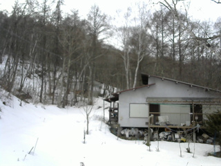 長野県菅平高原 ゆたか山荘 西側(坂上) 2026/03/02 14:45