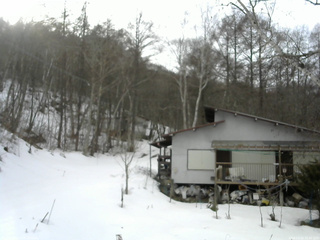 長野県菅平高原 ゆたか山荘 西側(坂上) 2026/03/02 15:30