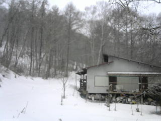 長野県菅平高原 ゆたか山荘 西側(坂上) 2026/03/03 08:45