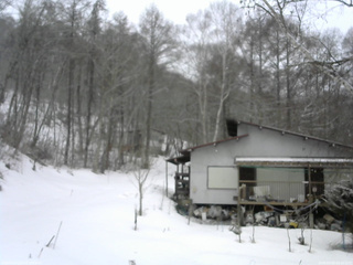 長野県菅平高原 ゆたか山荘 西側(坂上) 2026/03/03 09:00
