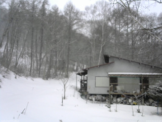 長野県菅平高原 ゆたか山荘 西側(坂上) 2026/03/03 10:30