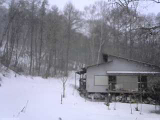 長野県菅平高原 ゆたか山荘 西側(坂上) 2026/03/03 17:15