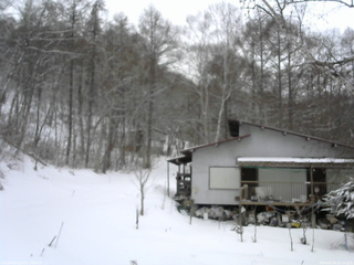 長野県菅平高原 ゆたか山荘 西側(坂上) 2026/03/04 14:30
