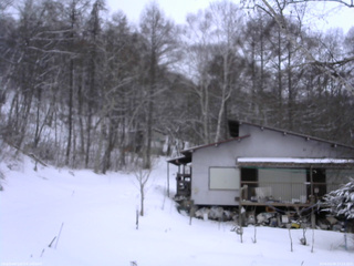 長野県菅平高原 ゆたか山荘 西側(坂上) 2026/03/04 17:15