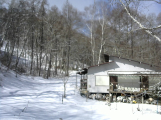 長野県菅平高原 ゆたか山荘 西側(坂上) 2026/03/05 09:45