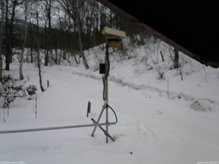 長野県菅平高原 ゆたか山荘 南側 2026/03/06 12:00