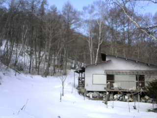 長野県菅平高原 ゆたか山荘 西側(坂上) 2026/03/06 09:45