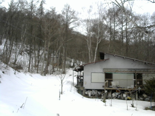 長野県菅平高原 ゆたか山荘 西側(坂上) 2026/03/06 13:45