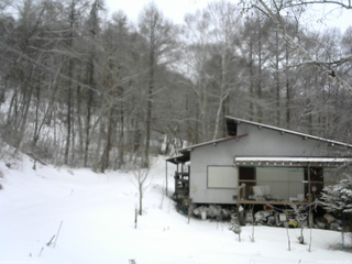 長野県菅平高原 ゆたか山荘 西側(坂上) 2026/03/07 09:15