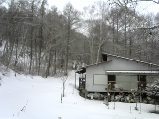 長野県菅平高原 ゆたか山荘 西側(坂上) 2026/03/07 10:15