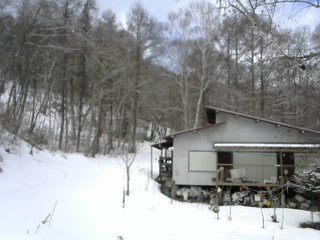 長野県菅平高原 ゆたか山荘 西側(坂上) 2026/03/07 11:30