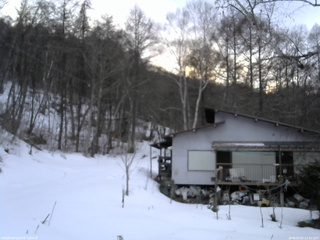 長野県菅平高原 ゆたか山荘 西側(坂上) 2026/03/07 17:30
