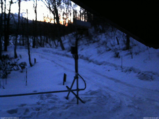 長野県菅平高原 ゆたか山荘 南側 2026/03/08 05:45