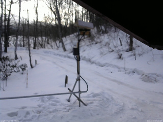 長野県菅平高原 ゆたか山荘 南側 2026/03/08 07:15