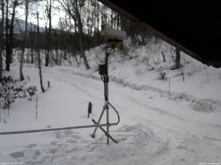 長野県菅平高原 ゆたか山荘 南側 2026/03/08 08:00