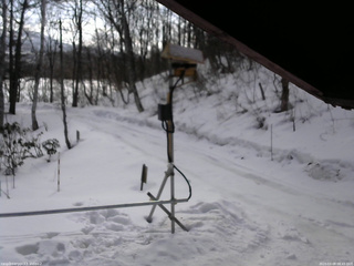 長野県菅平高原 ゆたか山荘 南側 2026/03/08 08:45