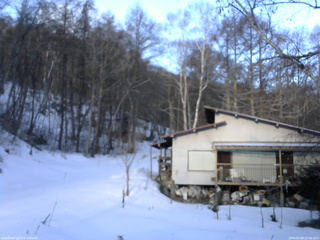 長野県菅平高原 ゆたか山荘 西側(坂上) 2026/03/08 07:00