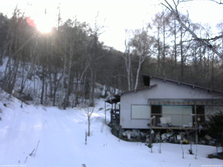長野県菅平高原 ゆたか山荘 西側(坂上) 2026/03/08 16:00