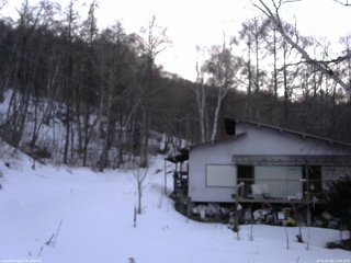 長野県菅平高原 ゆたか山荘 西側(坂上) 2026/03/08 17:45