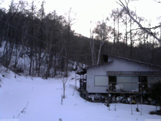長野県菅平高原 ゆたか山荘 西側(坂上) 2026/03/08 18:00