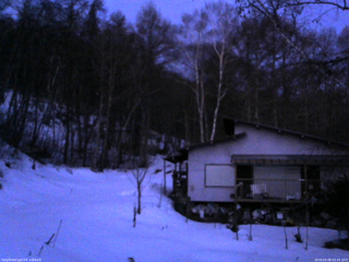 長野県菅平高原 ゆたか山荘 西側(坂上) 2026/03/09 05:45