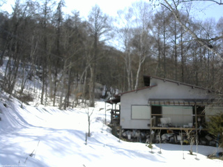 長野県菅平高原 ゆたか山荘 西側(坂上) 2026/03/09 14:00