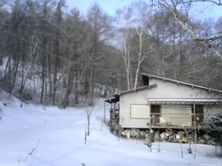 長野県菅平高原 ゆたか山荘 西側(坂上) 2026/03/10 07:15