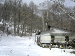 長野県菅平高原 ゆたか山荘 西側(坂上) 2026/03/10 09:45