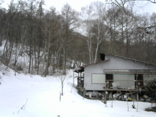 長野県菅平高原 ゆたか山荘 西側(坂上) 2026/03/10 14:45