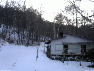 長野県菅平高原 ゆたか山荘 西側(坂上) 2026/03/10 17:45