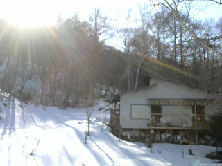 長野県菅平高原 ゆたか山荘 西側(坂上) 2026/03/11 15:30