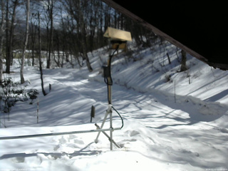 長野県菅平高原 ゆたか山荘 南側 2026/03/12 12:00