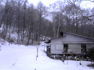 長野県菅平高原 ゆたか山荘 西側(坂上) 2026/03/12 06:15