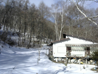 長野県菅平高原 ゆたか山荘 西側(坂上) 2026/03/12 08:30