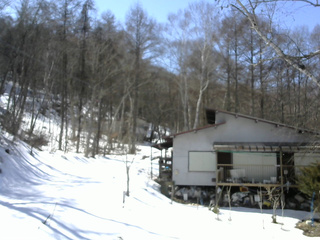 長野県菅平高原 ゆたか山荘 西側(坂上) 2026/03/12 13:30