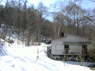 長野県菅平高原 ゆたか山荘 西側(坂上) 2026/03/12 14:15