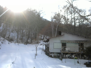 長野県菅平高原 ゆたか山荘 西側(坂上) 2026/03/12 15:45