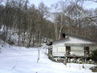 長野県菅平高原 ゆたか山荘 西側(坂上) 2026/03/13 09:15