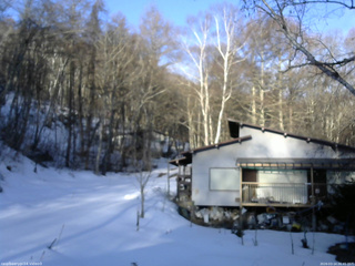 長野県菅平高原 ゆたか山荘 西側(坂上) 2026/03/14 06:45
