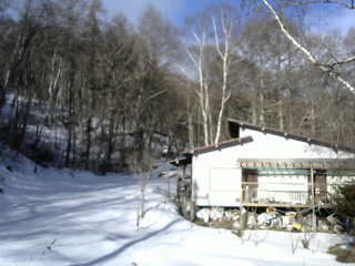 長野県菅平高原 ゆたか山荘 西側(坂上) 2026/03/14 07:30