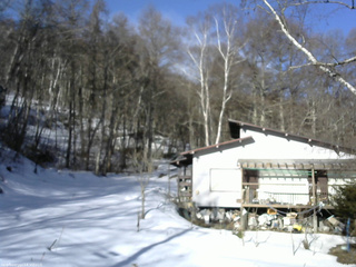 長野県菅平高原 ゆたか山荘 西側(坂上) 2026/03/14 07:45
