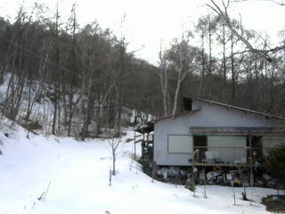 長野県菅平高原 ゆたか山荘 西側(坂上) 2026/03/14 14:45