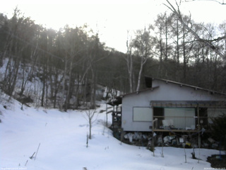 長野県菅平高原 ゆたか山荘 西側(坂上) 2026/03/14 16:00